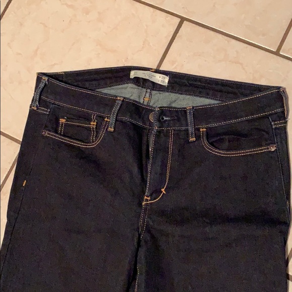 8R Abercrombie and Fitch Skinny Jeans (29 x 33) - Picture 2 of 4